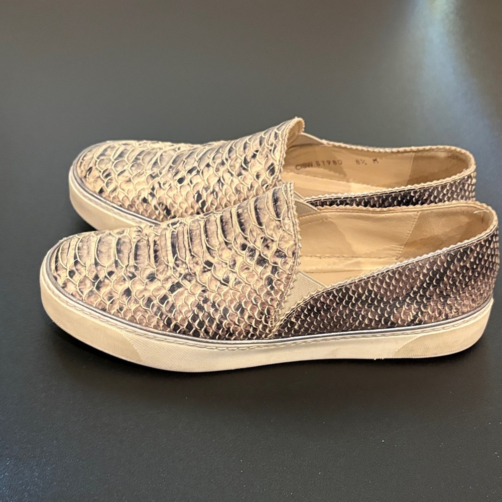 Stuart Weitzman Beige Snake-Embossed Slip-On Moccasins - Picture 4 of 9